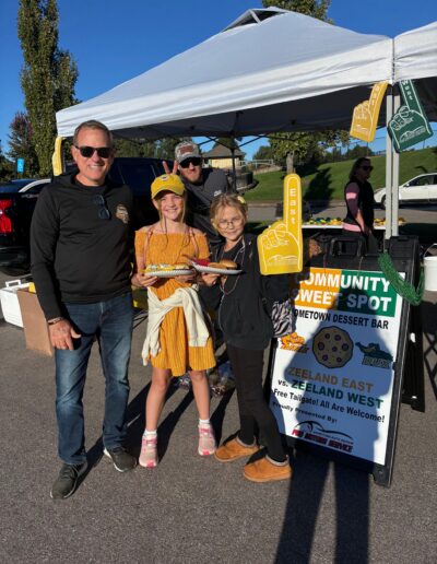 Family At Zeeland Birdbowl Tailgate